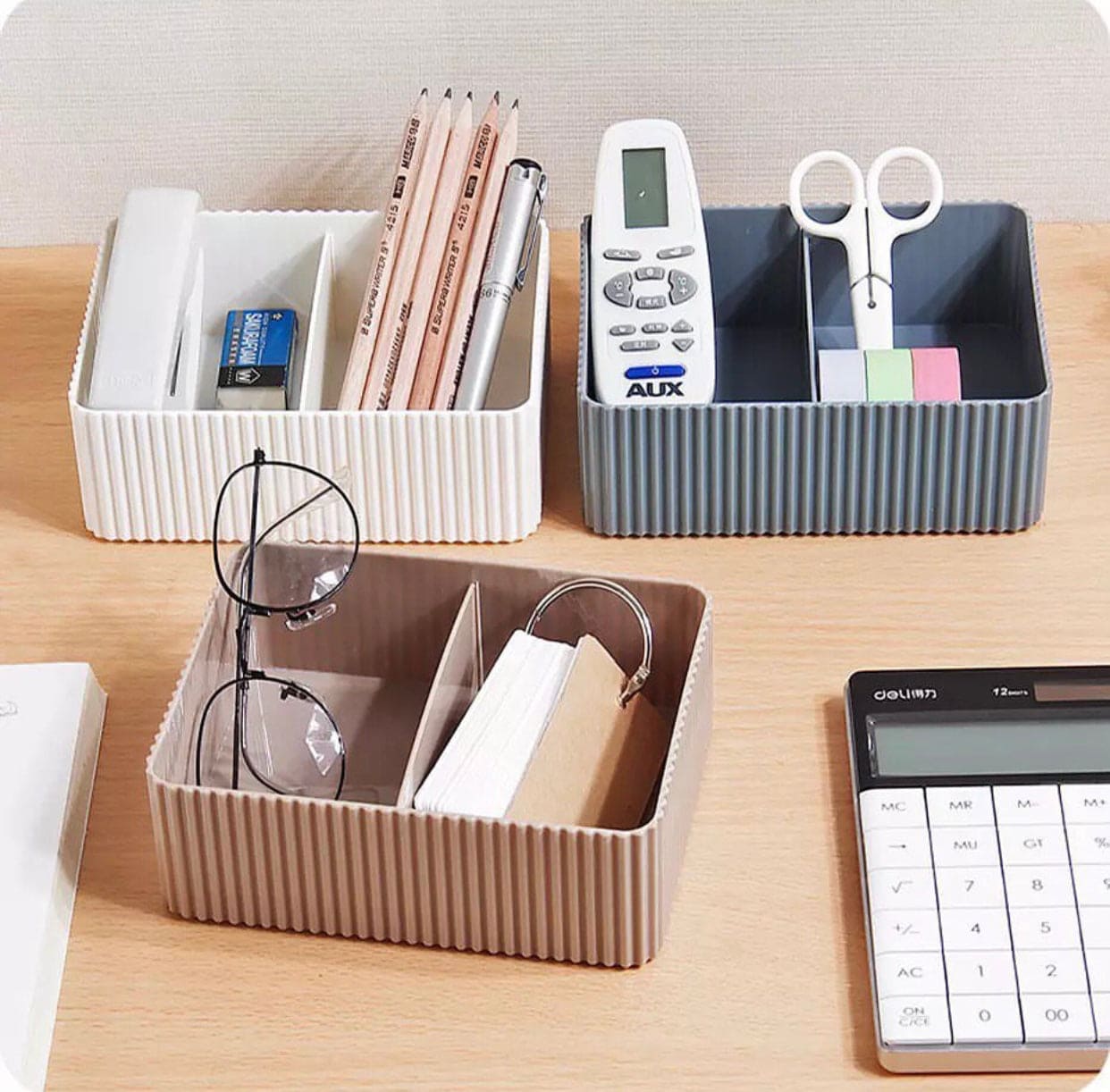 Multipurpose 2 Grid Plastic Makeup Storage Desktop Rack, Plastic Toiletries Storage Basket, Women Care Dressing Table Beauty Case Multipurpose 2 Grid Plastic Makeup Storage Desktop Rack, Plastic Toiletries Storage Basket, Women Care Dressing Table Beauty Case